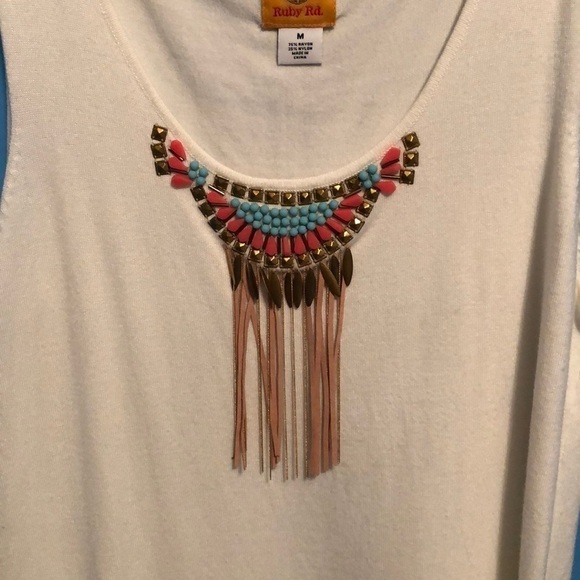 Ruby road top. White with leather fringe. Med - Picture 2 of 3